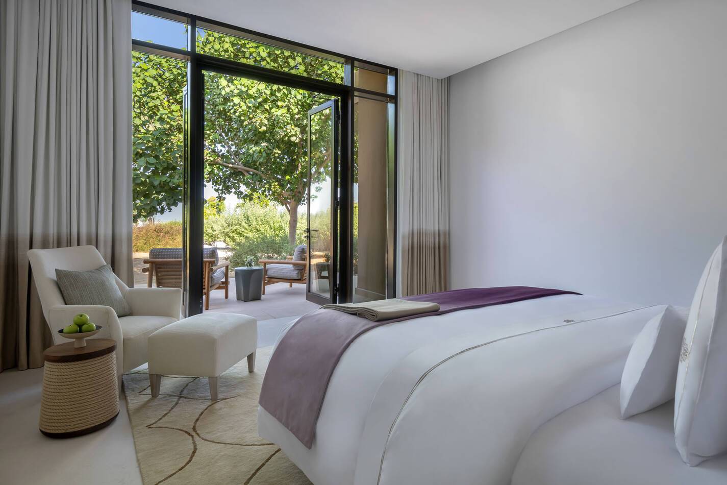 Zulal Wellness Resort Qatar Serenity Shinan Suite Master Bedroom